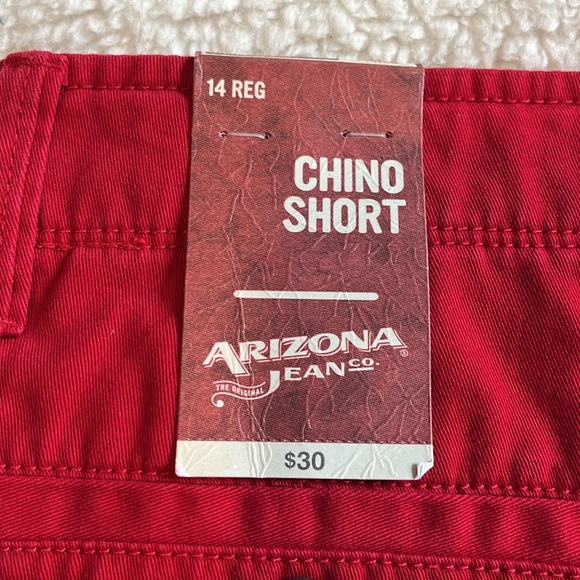 Arizona Chino Short - size 14, adjustable waist - Picture 5 of 8